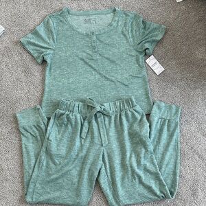 Jockey Women's Green Pajama Set
